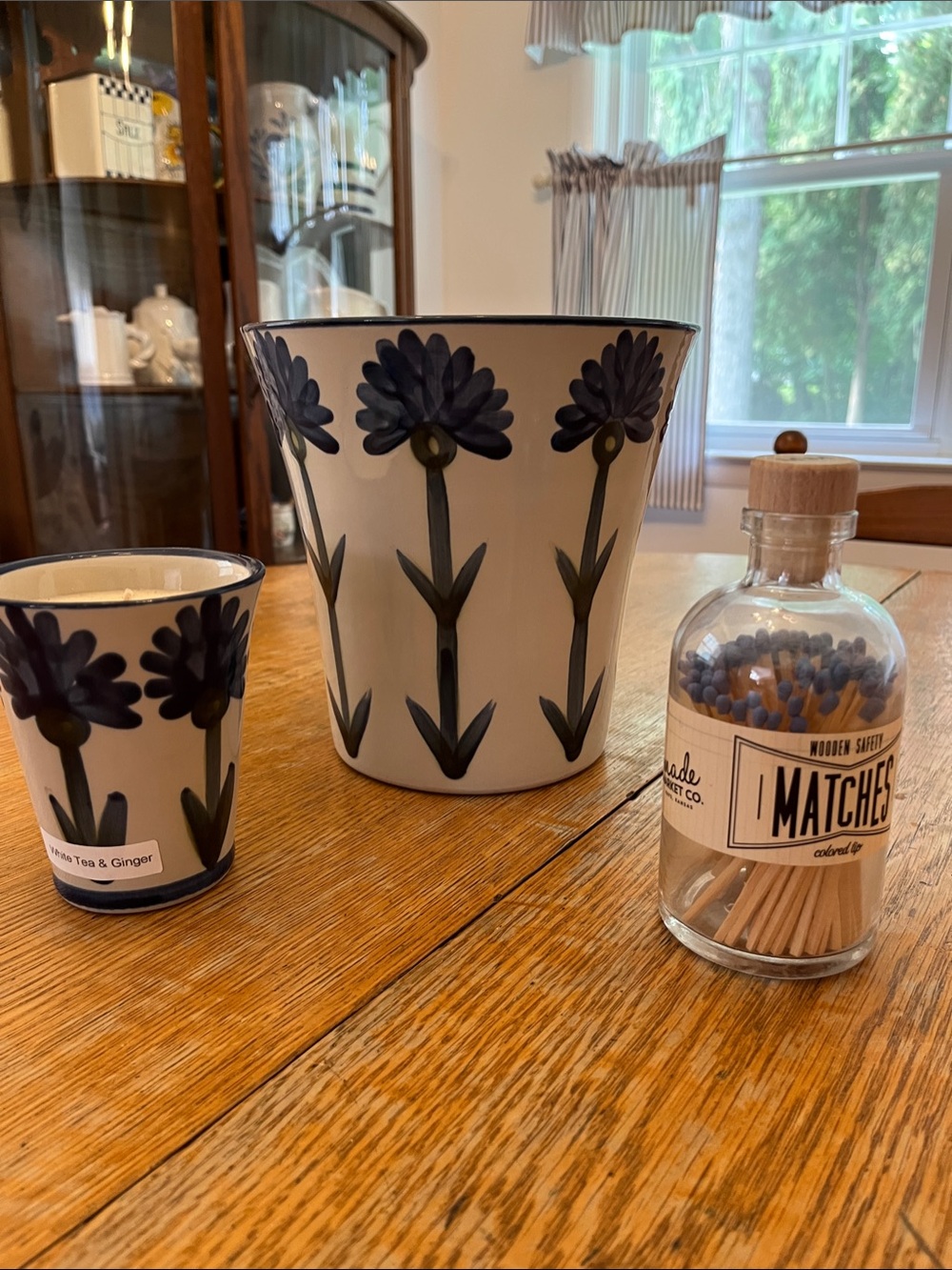 Stoneware items from Louisville my. Est 1818 new, mint